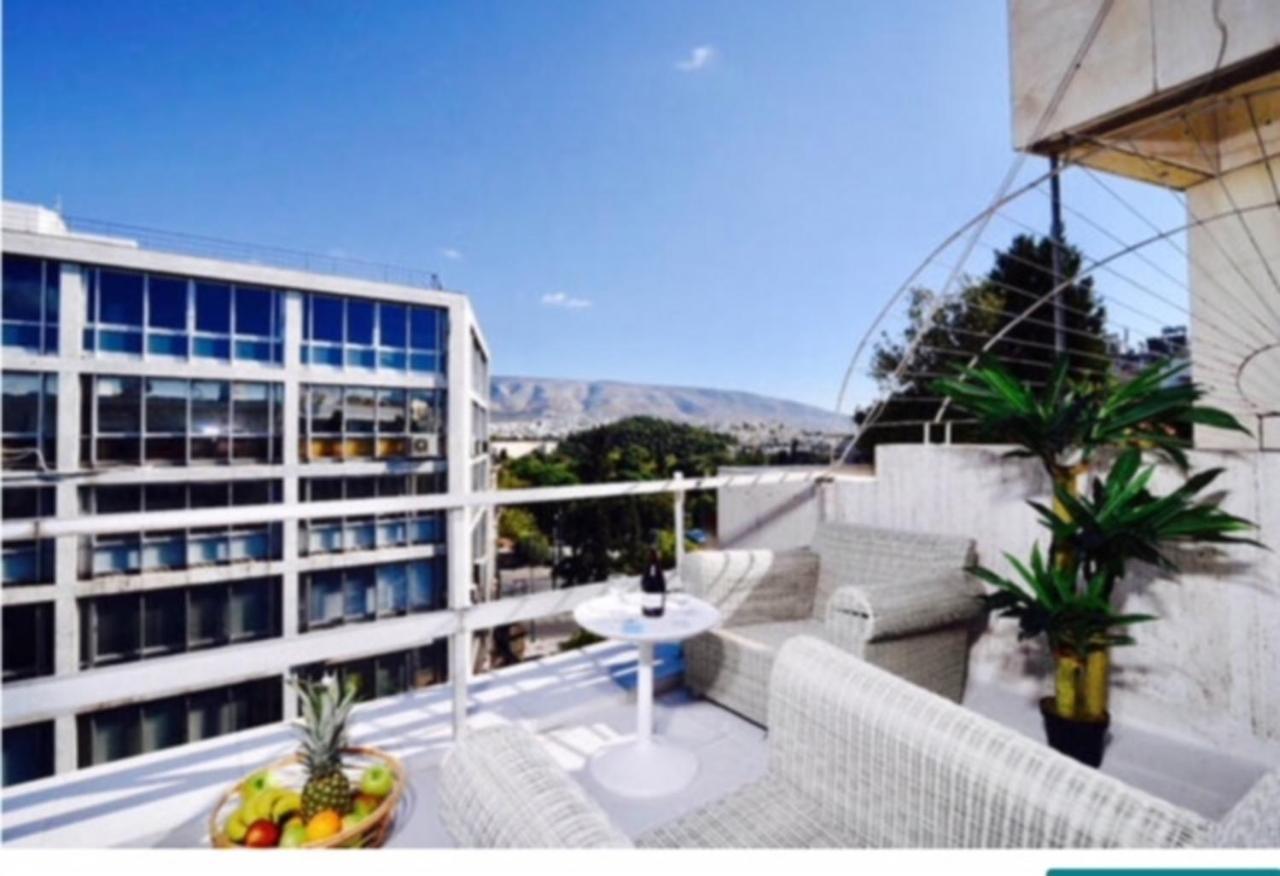 A Diamont In The Center Of Athens Apartment Bagian luar foto