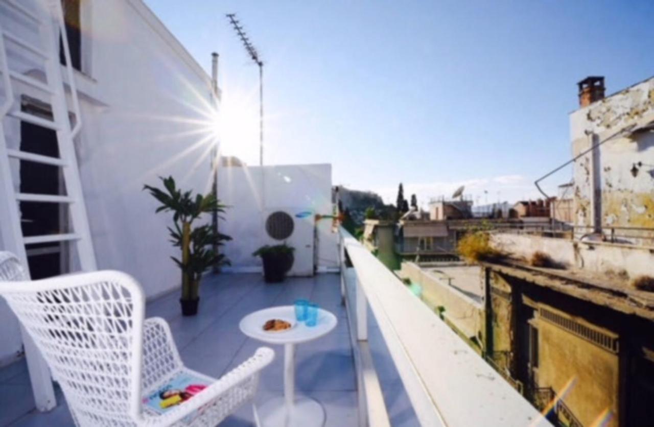 A Diamont In The Center Of Athens Apartment Bagian luar foto