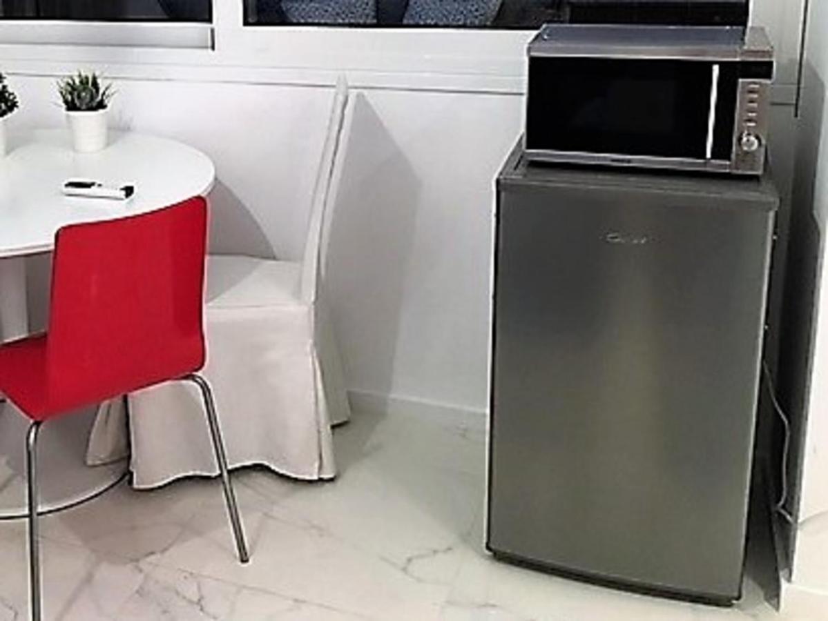 A Diamont In The Center Of Athens Apartment Bagian luar foto